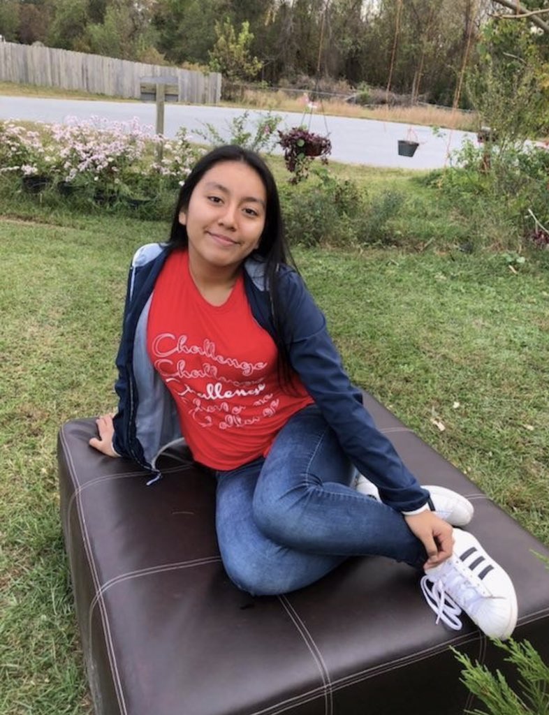 MattParris123's tweet photo. A somber service tonight at Hania Aguilar’s family church in Red Springs. Talking to those who knew the 13-year-old best. I’ll have that for you tonight on @wpdeabc15 news at 11. #FindHania #ncnews https://t.co/0C1bX3C5q4