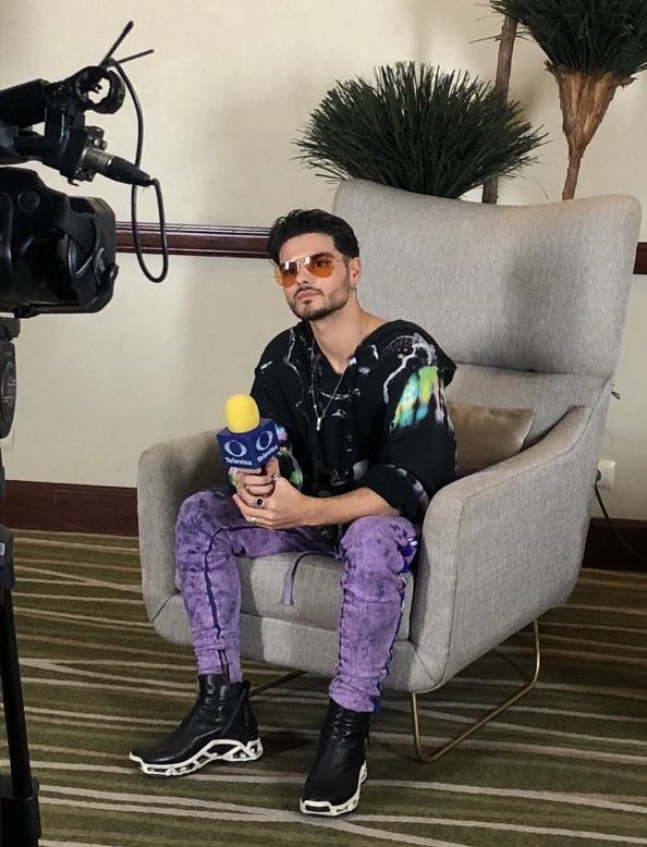 sonymusicmexico's tweet photo. ¡@AbrahamMateo está en entrevistas en Monterrey! 😍
#AbrahamMateoEnMexico 
#ACámaraLenta https://t.co/QmRj7Q6U2W