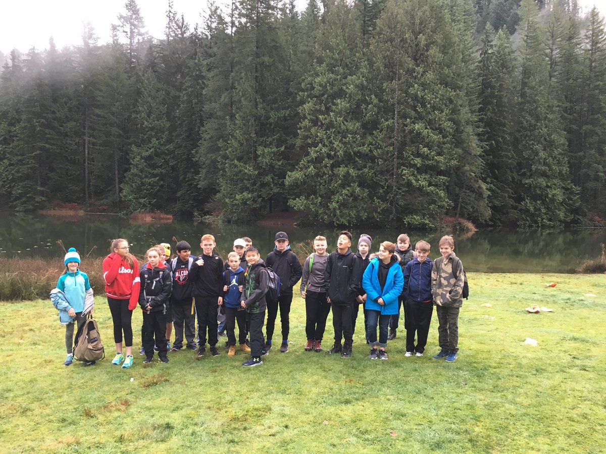 s2solson's tweet photo. Special interest day was so fun! Thanks @lpollastretti for all your work organizing. The buzz and excitement around the school was awesome. Looking forward to the next one. @clayburnmiddle #abbyschools https://t.co/4QEeaoPWzR