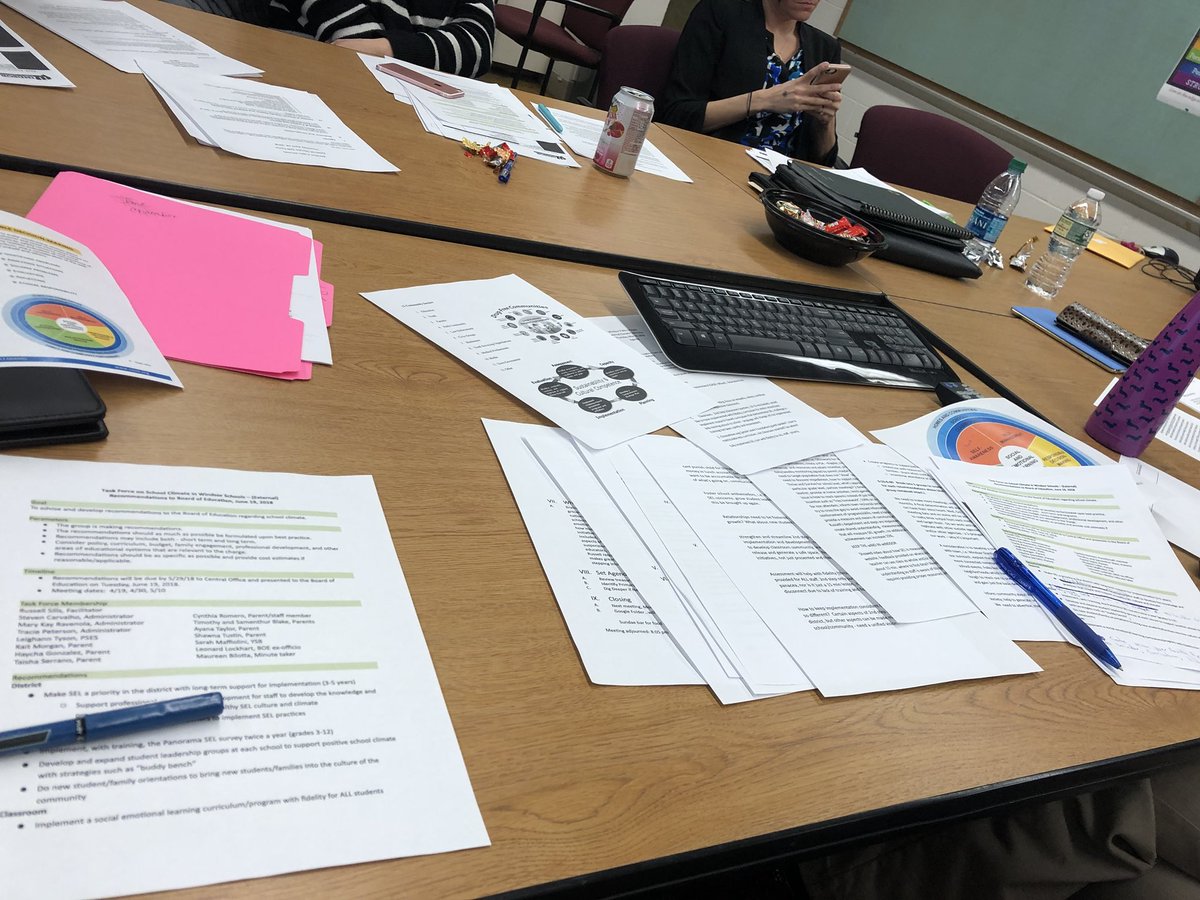 WinYSB's tweet image. Late night meeting with the External Task Force on School Climate in Windsor Public Schools @WPSwindsorct #winysb #winvalue #schoolclimate