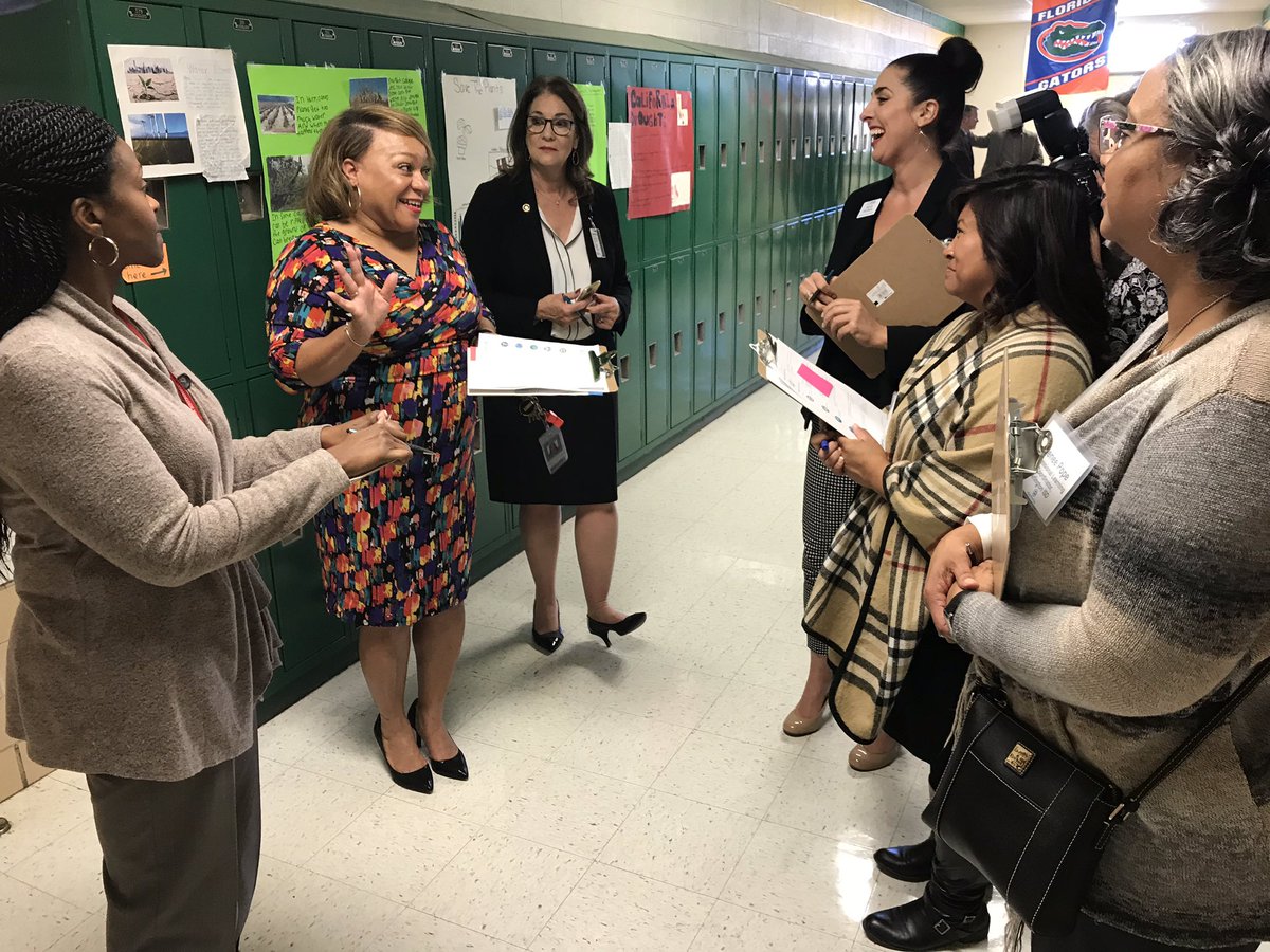 engage2learn tweet media