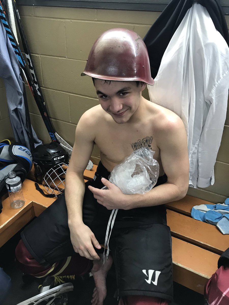 citadelpuck's tweet photo. 6-3 win over Millwood last night; 5-1 win over Halifax West tonight. Senior Bailey Reilly and grade 11 Ethan LaFond earn #armyhelmet honours the last two nights. Next up: SHS Saturday night-830pm at BMO. https://t.co/uyj7e0mAK1