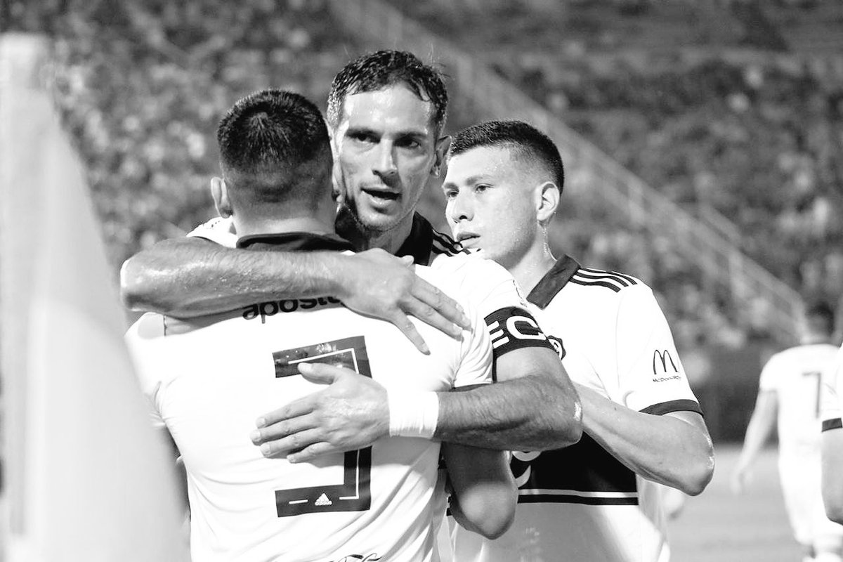 Club Olimpia tweet media