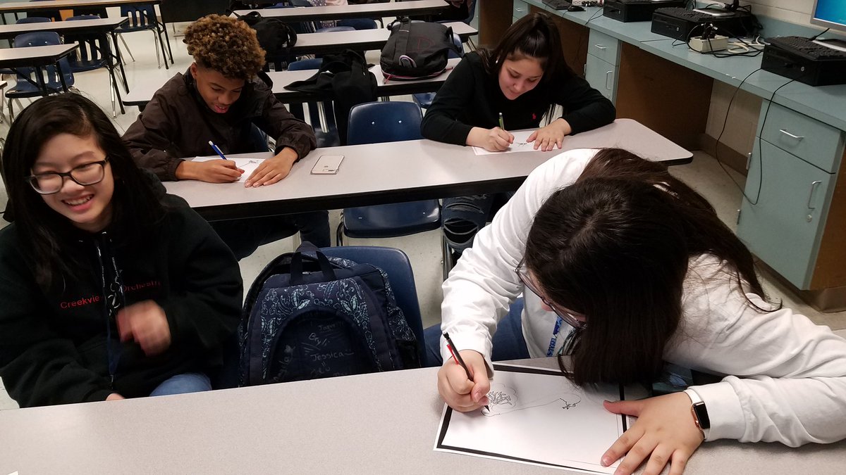mrskmcp's tweet image. My @PolkMSPanthers advisory practicing collaboration with this fun drawing activity. #AVID #demolife