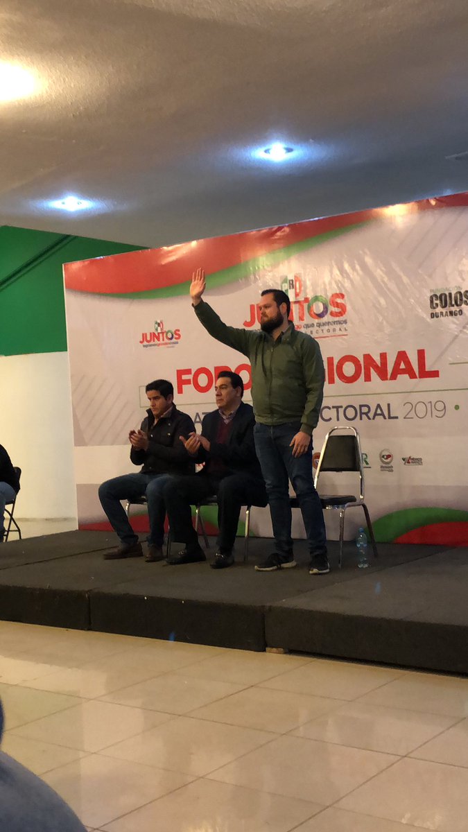 FranciscoBlv's tweet photo. Bien amigos por siempre demostrar aún en tiempos de adversidad, ese compromiso con su partido y nosotros los militantes @JoseLuisCarranz @james_ne @FColosioDurango @CDE_PRI_Durango @EnriqueBenitezO @AlyGamboa @PRI_Nacional https://t.co/csrH0qAx9m