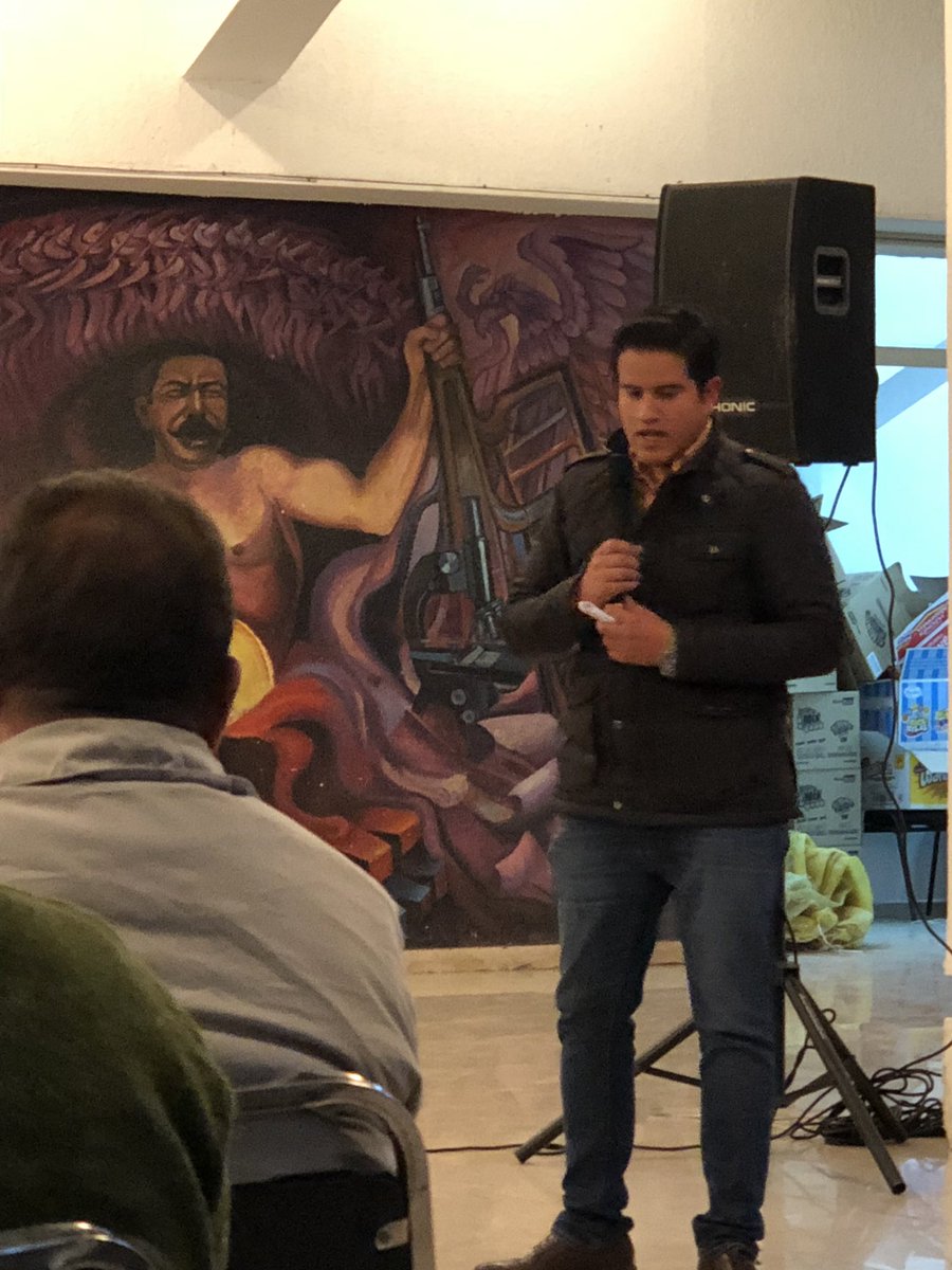 FranciscoBlv's tweet photo. Bien amigos por siempre demostrar aún en tiempos de adversidad, ese compromiso con su partido y nosotros los militantes @JoseLuisCarranz @james_ne @FColosioDurango @CDE_PRI_Durango @EnriqueBenitezO @AlyGamboa @PRI_Nacional https://t.co/csrH0qAx9m