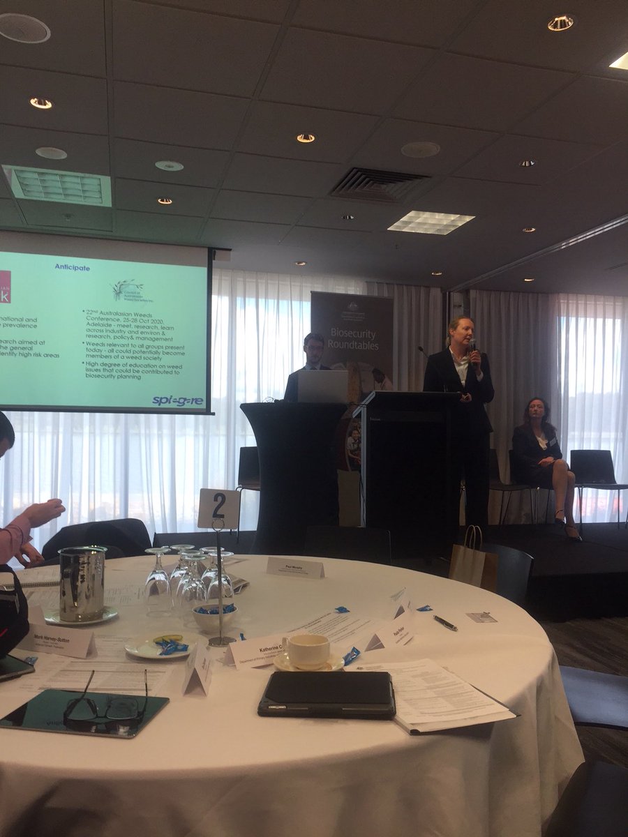 CentreInvasives's tweet image. Great to see Dr Rachel Melland, President of Australasian Council of Weeds Societies promote engagement in our 10 year weeds RDE investment plan, at 2018 National #BiosecurityForum today in Canberra - learn more at invasives.com.au/weeds-RDE-feed… #biosecuritymatters