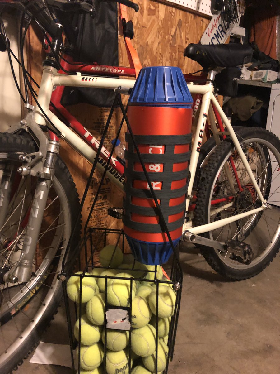 fireicetherapy's tweet photo. Pick a sport, any sport &amp; the F.I.T. Roller will tag along and help you warm up or recover ... Whatever you need.  
🔥
❄️
#health #fitness #fit #workout #cardio #gym #train #diet #getfit #eatclean #exercise #plantarfasciitis #foamrollers #foamroller #carpaltunnelsyndrome https://t.co/PaaFkN1Vlk