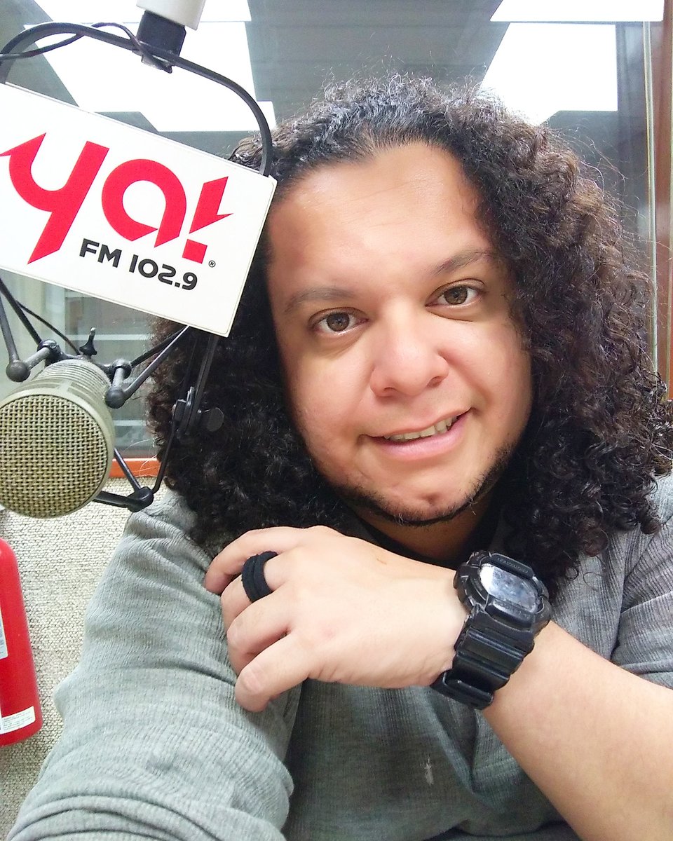 yafmveracruz's tweet photo. Miércoles de greña suelta ! De 7 a 10 PM en la radio impactante ,Byron te hará relajarte con #LaBuYa #NightShow #Radio #Curly #Rizos #Impactante #wwwyafm https://t.co/PqOYbRBS4n