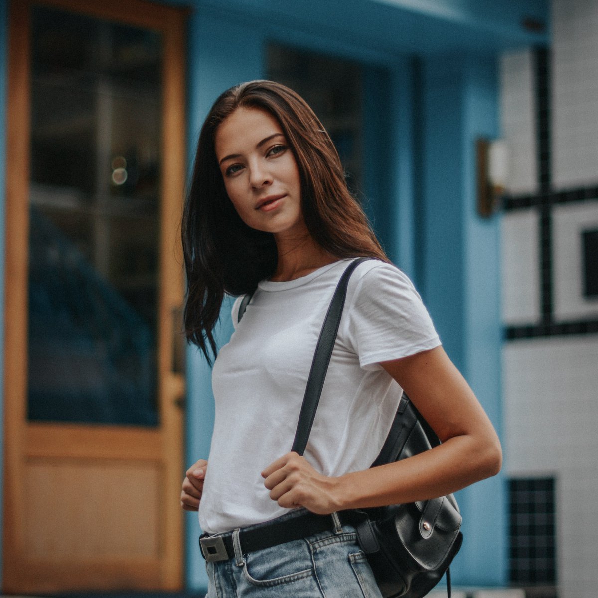 spectratees's tweet photo. Go ahead and express your personality! We love seeing people be who they truly are. #spectra #basics #beyourself #empower #essentials #fashion #style #tshirt https://t.co/GDSYAGtHXK