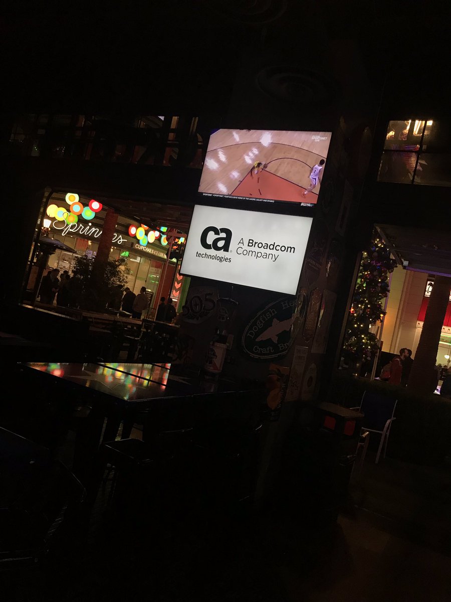 Join <a href="/CAinc/">CA Technologies</a> tonight at the ameriCAN at the Linq Hotel from 6:30-8:30pm. Bring your #reinvent badge and enjoy some 🍻 on us!