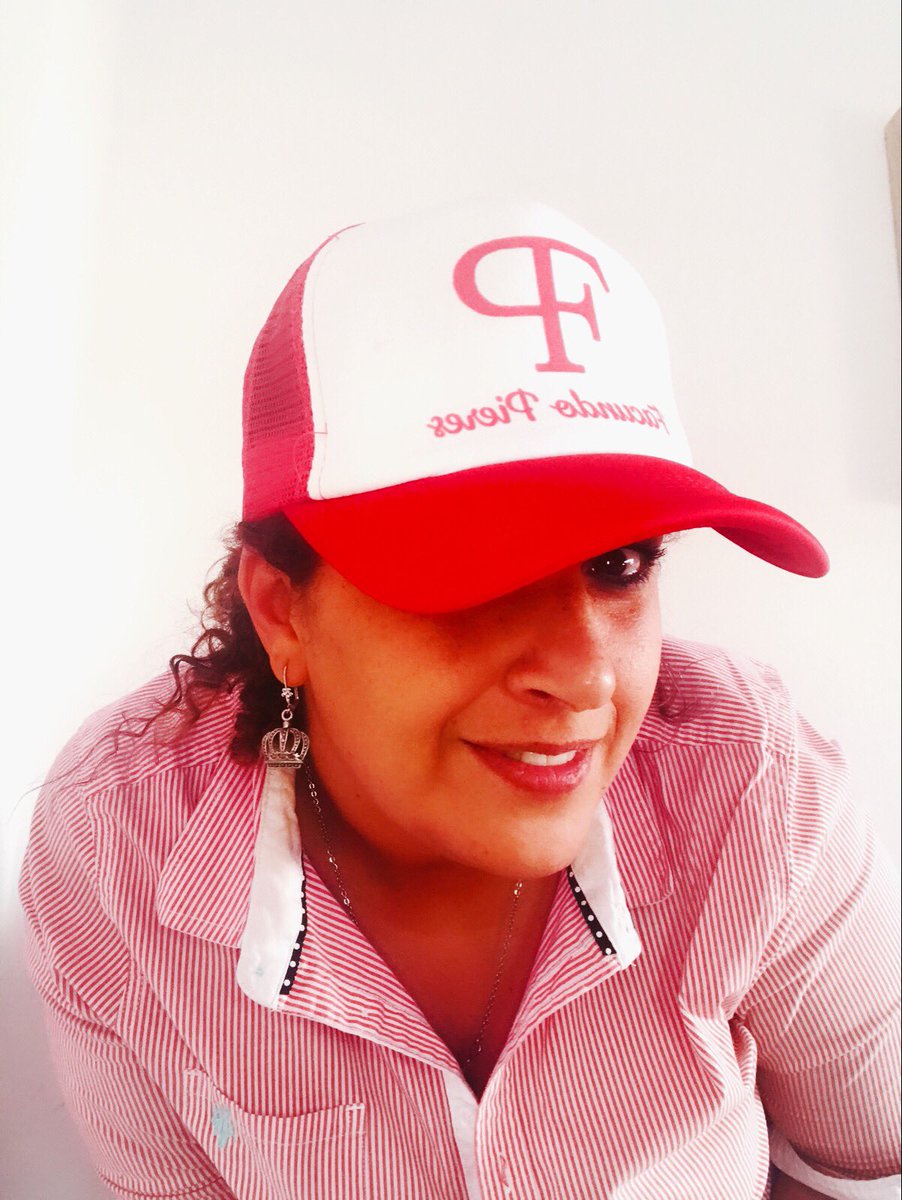 roromikin's tweet photo. @facundopieres  como me da mucha vergüenza pedirte la gorrita roja, me mande hacer una con los coloretes de River !! Edicion Copa Libertadores jejeje https://t.co/D3R9UoasT7