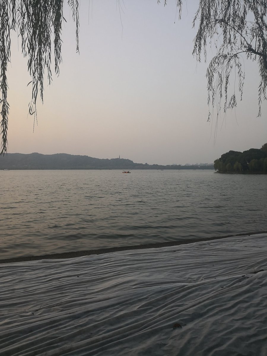 beijingwan's tweet image. 三尺秋水尘不染，天下无双