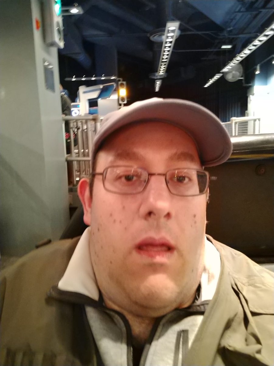 Alex_M_Krause's tweet photo. @Parkeology Ride 25 test track.  We switched to single rider half way through line. #parkeologychallenge https://t.co/TUaAvpL1FT