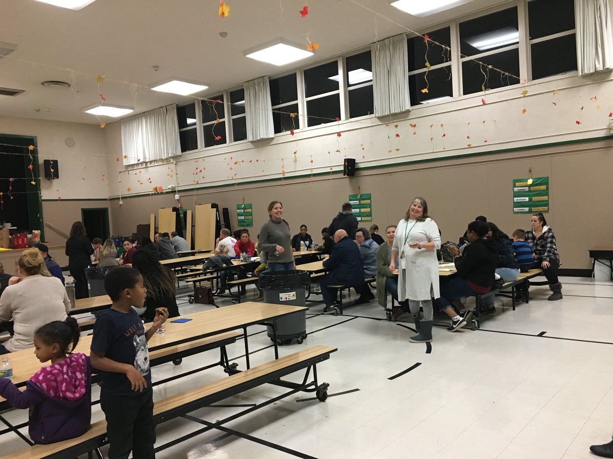 BUSD preschools Family Engagement Night!!@SolanoCOE <a href="/lisa_eckhoff/">Lisa Eckhoff</a> <a href="/mkburhorn/">Michelle Burhorn</a>