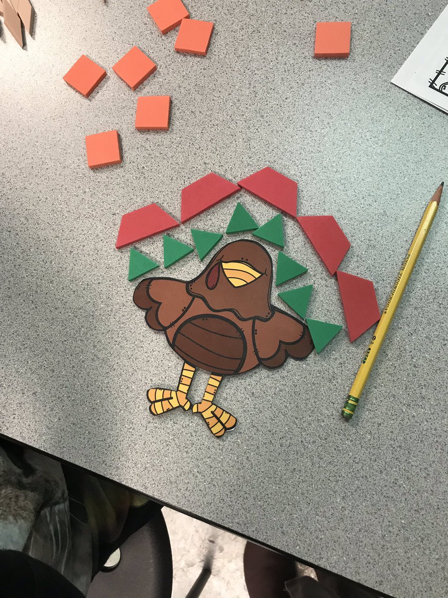 kari629's tweet photo. STEAM Xtreme Wednesday! Pattern block turkeys in Kindergarten. 🦃 https://t.co/NgIpcdIoRj