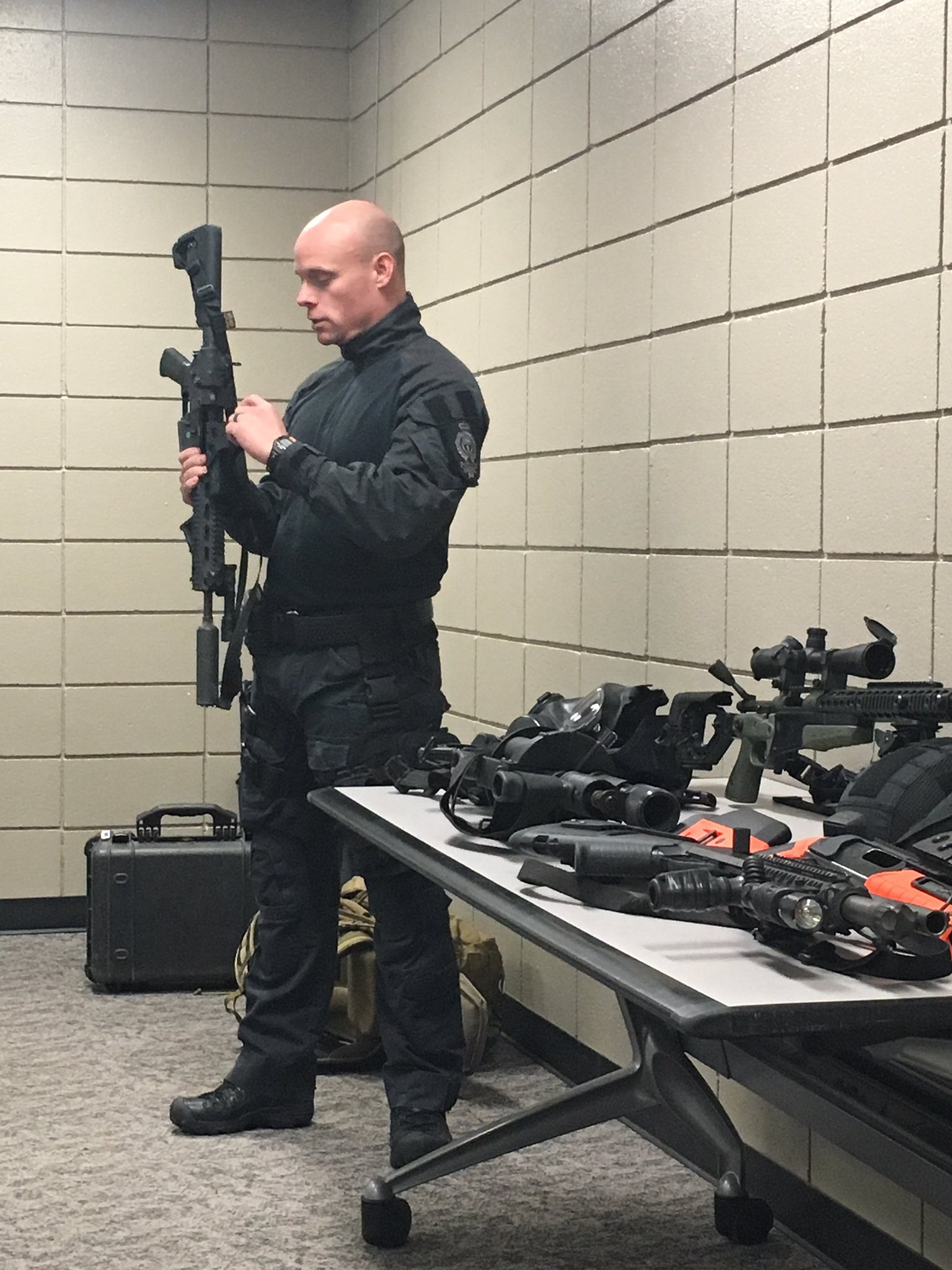 Regina Police on Twitter "Cpl. Hegi shows some of the gear the SWAT