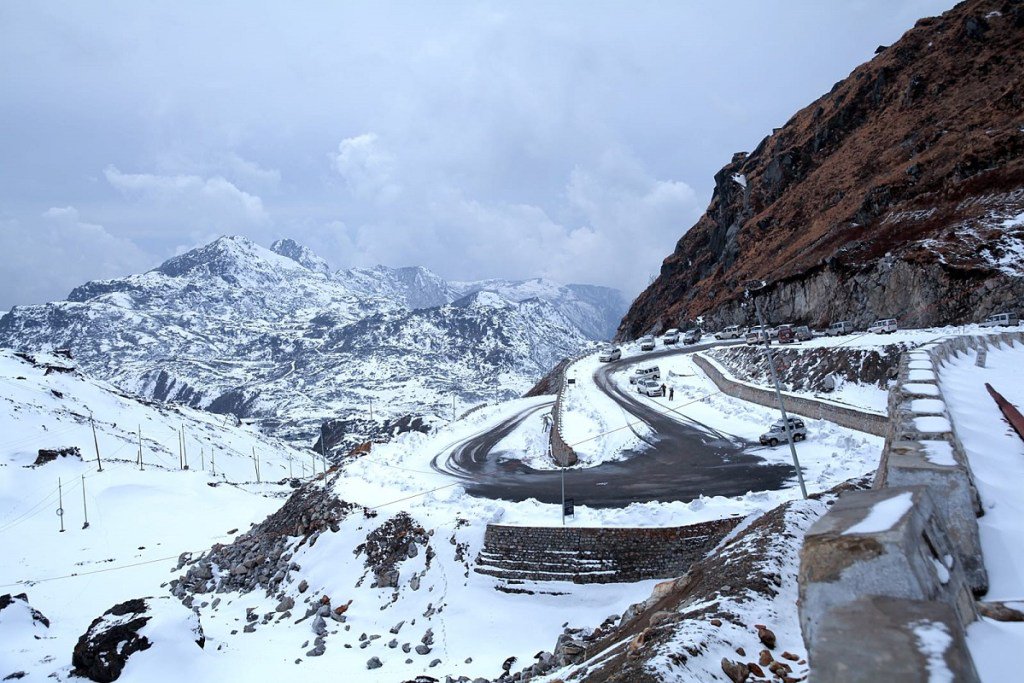 travelogy's tweet photo. If you are an #adventure lover then read here about 20 Best Road Trips in India to experience the most enthralling adventure. So, pick the destination and start your engine....
Complete Info : https://t.co/WVXmH64Fsp
#AdventureLover #RoadTrips #IndiaRoads #TravelBlog #TravelTips https://t.co/ykJLHCC6P7