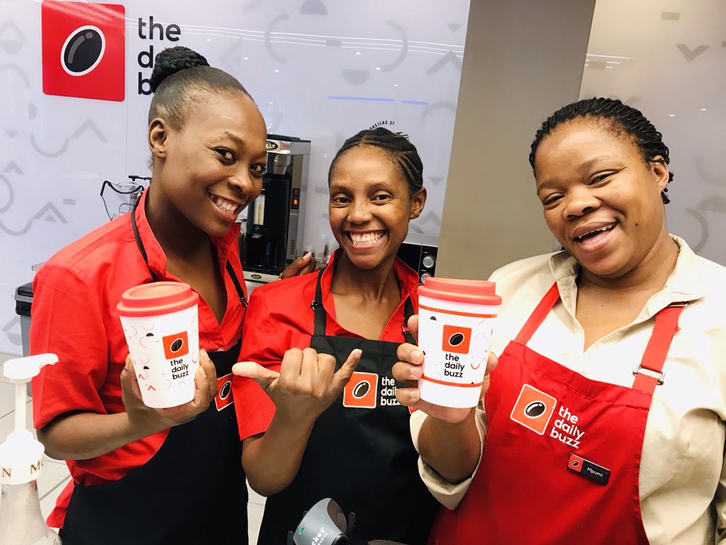 thedailybuzzsa's tweet photo. Shoutout from our @growthpoint & @EOHTech coffee bars where we launched our new “MY BUZZ” travel cups at R100 each. Be sure to get your hands on one (or two 😀) & you will receive a R1 discount when you bring your cup for a refill on any 250ml & 350ml hot drink.#mybuzz #mycoffee https://t.co/Z0WobKAHG3