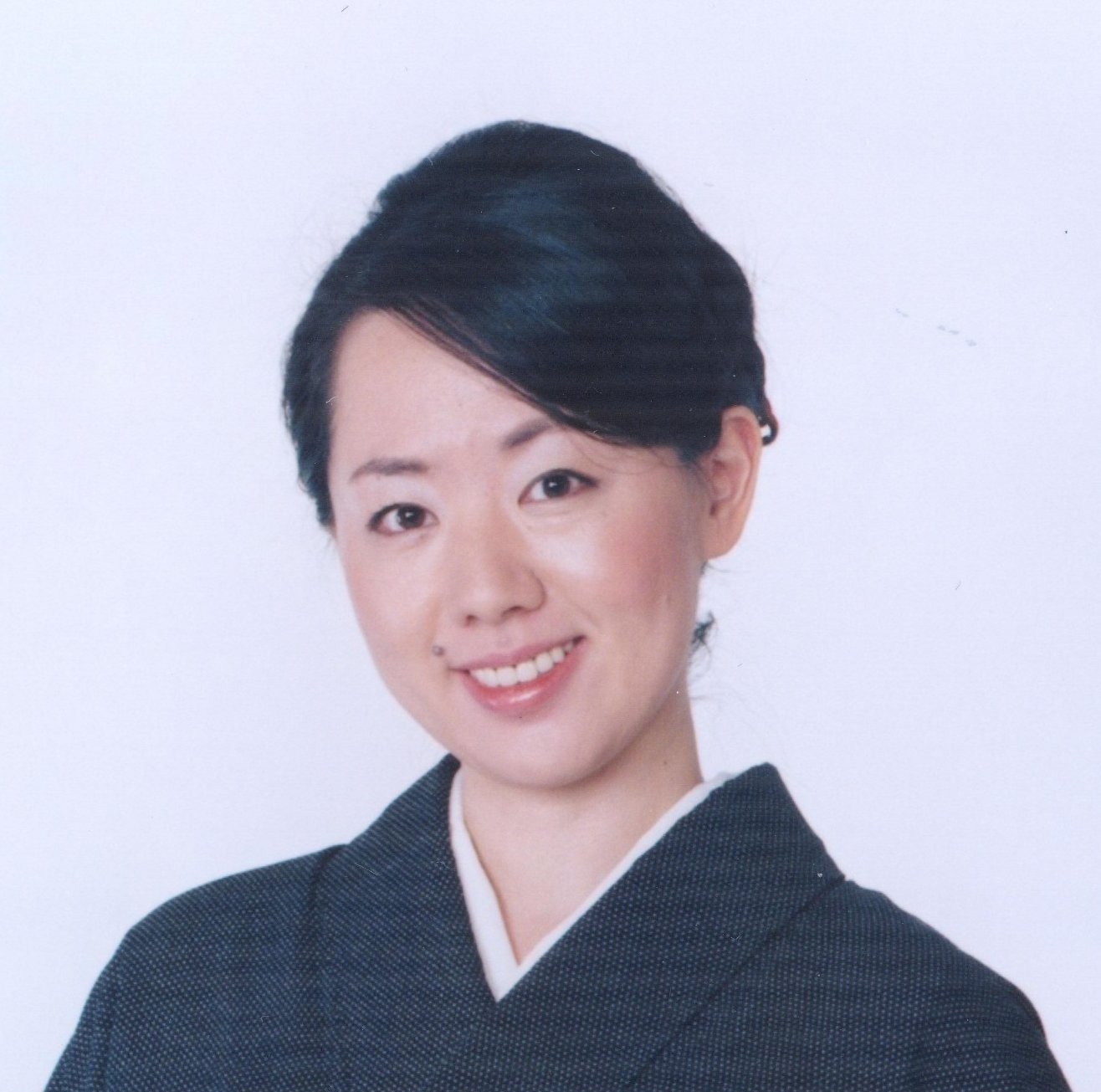 تويتر 歌舞伎座 花篭寄席 على تويتر 観客からの注文を ハサミと紙を使い 見事なシルエットを作り上げる紙切り芸の林家 花 匠な 紙切り技術と話術を駆使し アート芸 紙切り を是非お楽しみください チケットはe イープラス T Co Me2o6sa8aqで絶賛 تويتر 歌舞伎座 花篭寄席 على تويتر 観客からの注文を ハサミと紙を使い 見事なシルエットを作り上げる紙切り芸の林家 花 匠な 紙切り技術と話術を駆使し アート芸 紙切り を是非お楽しみください チケットはe イープラス T Co Me2o6sa8aqで絶賛