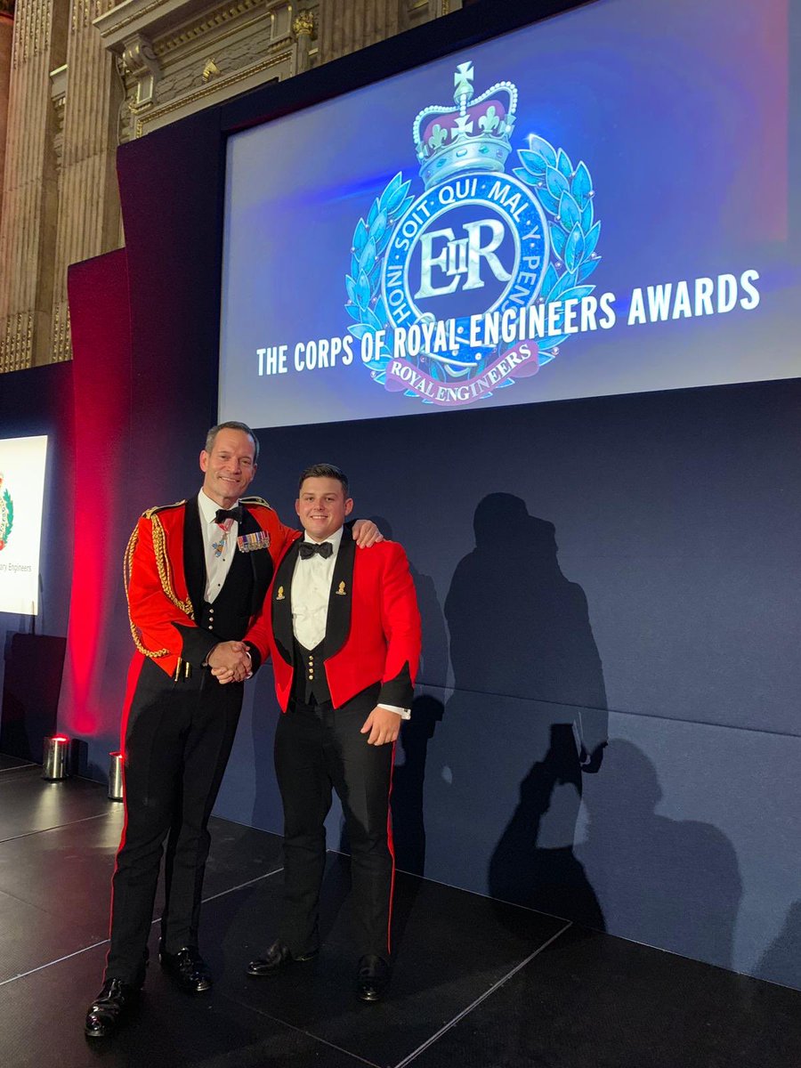 22EngrRegt's tweet photo. Congratulations to @3ArmdEngrSqn’s Lt Ryan Walter who received the Cloutman Award for the best Junior Officer (Troop Commander) with under 3 yrs service at #SapperAwards2018 presented by Mr Simon Lafferty @balfourbeatty.
#SapperEngineer https://t.co/FwGc8FNvnW