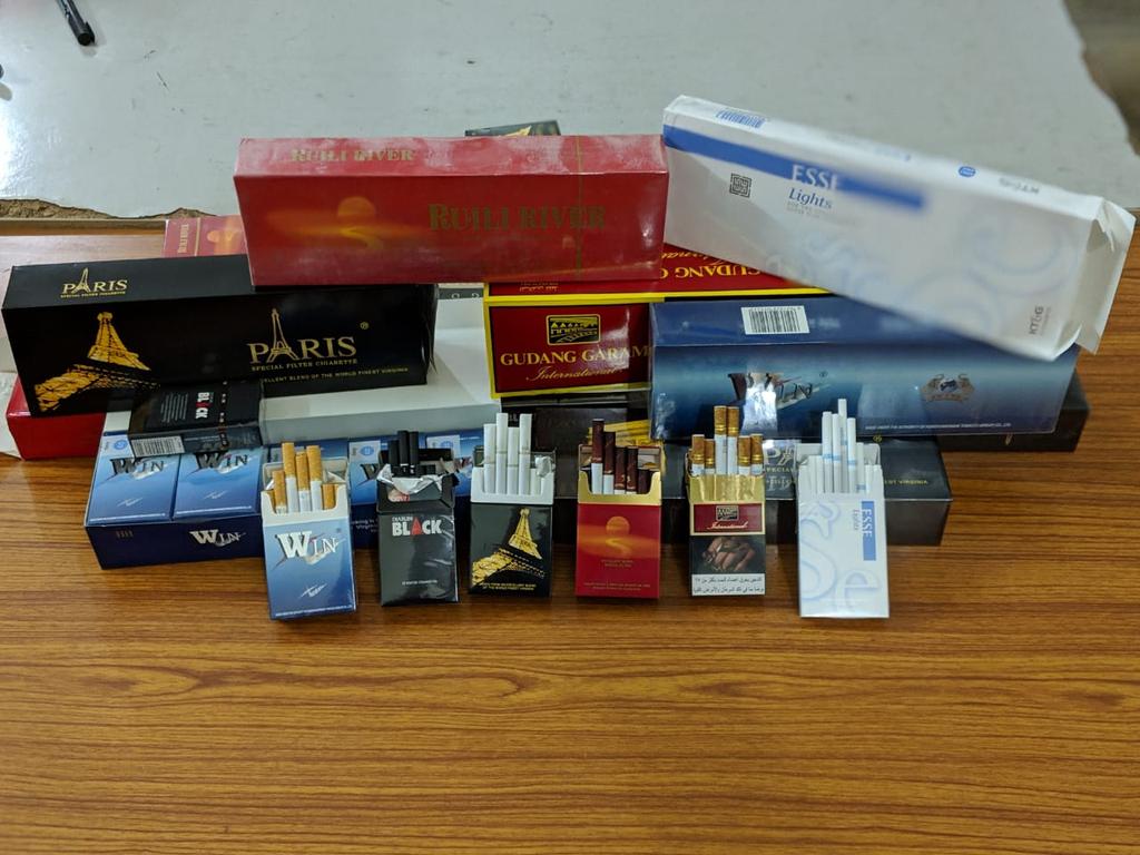 davidoff yellow cigarettes Davidoff Bright Gold Cigarettes (Item Discontinued Limited Stock) davidoff yellow cigarettes Davidoff Bright Gold Cigarettes (Item Discontinued Limited Stock)