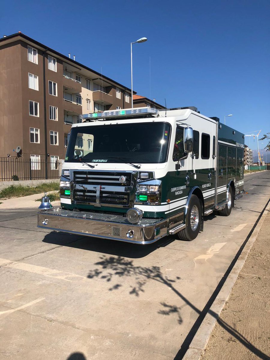 sanchezmoran24's tweet photo. @alcaldesoto Lo felicito por sus espacios, pero sus ingenieros no pensaron cuando tenga una emergencia de incendio o rescate en ese sector los vecinos se acordaran de usted. https://t.co/dd9pk4nlb9