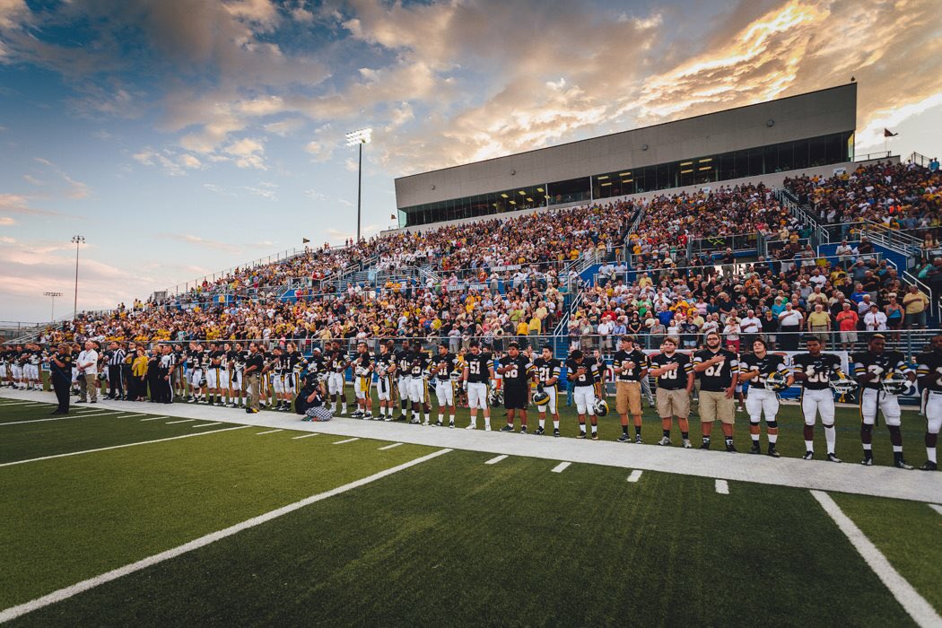 camobrien6's tweet photo. I’m very honored to say that I’ve received an offer from Southwestern University @SUPiratesFB #ironpirate #herewegobucs @scott_wattigny @HannanAthletics @davidfolse @RecruitLouisian @LAClass3A https://t.co/V1eegT66VD