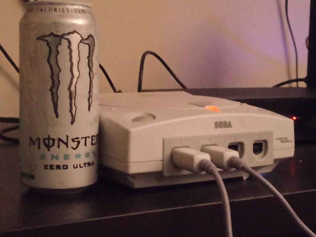 funny guy online tweet media