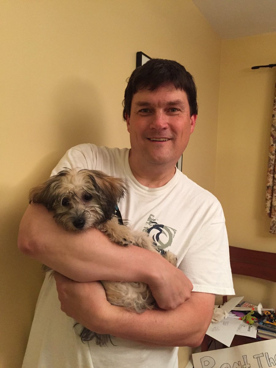 bradymacman's tweet photo. @ihgrewardsclub #HomeWithIHG #ad #Rewardsoffer  fun at home with our pup https://t.co/9TgA6PbmyK