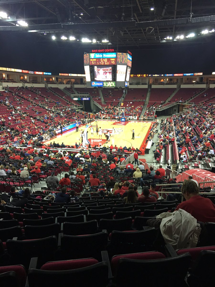 m_petruch's tweet photo. Go dogs go! https://t.co/oALYFYysKb