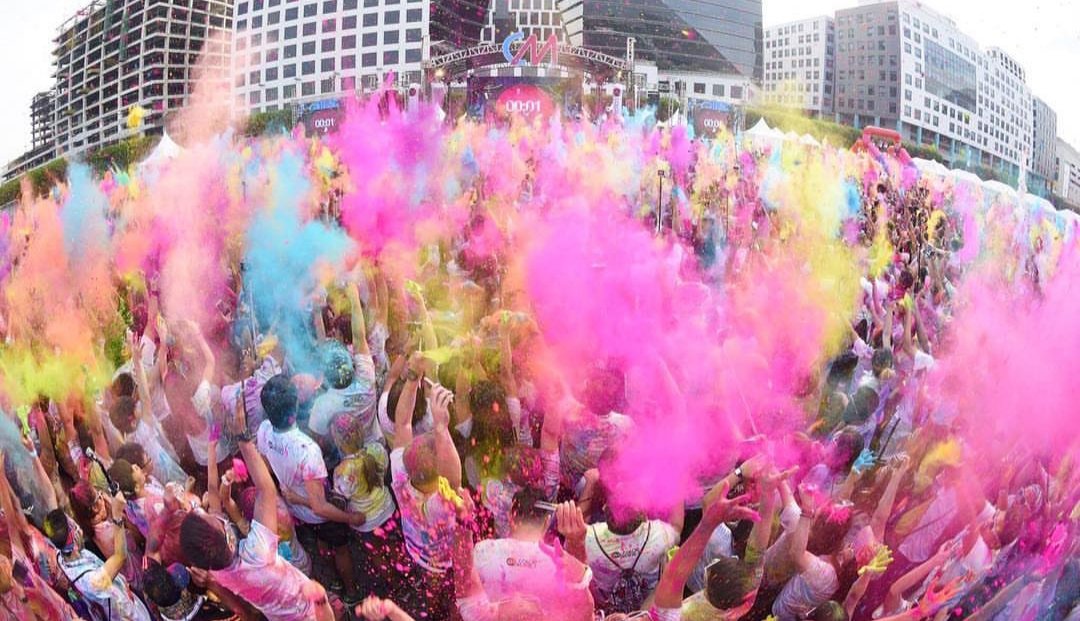 ColorManila's tweet image. Who's excited for our 7th Year on Jan 6? #CMCreatingMemories #CMR7 #ilovecolormanila  🏃 🏃‍♀️7️⃣💥