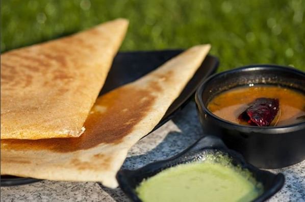 SOUTHiGoa's tweet photo. What is Masala Dosa?
It's a potato wrapped in love 😍😛
.
Drop down to @SOUTHiGoa for a perfect meal with your loved ones 💕
.
.
#Southi #SouthiGoa #Southirestaurant #southindian #foodie #southindianfood #MasalaDosa #FoodLovers #foodbloggers #foodgram #FoodPorn #RestaurantsInGoa https://t.co/xNu9kIB0lJ