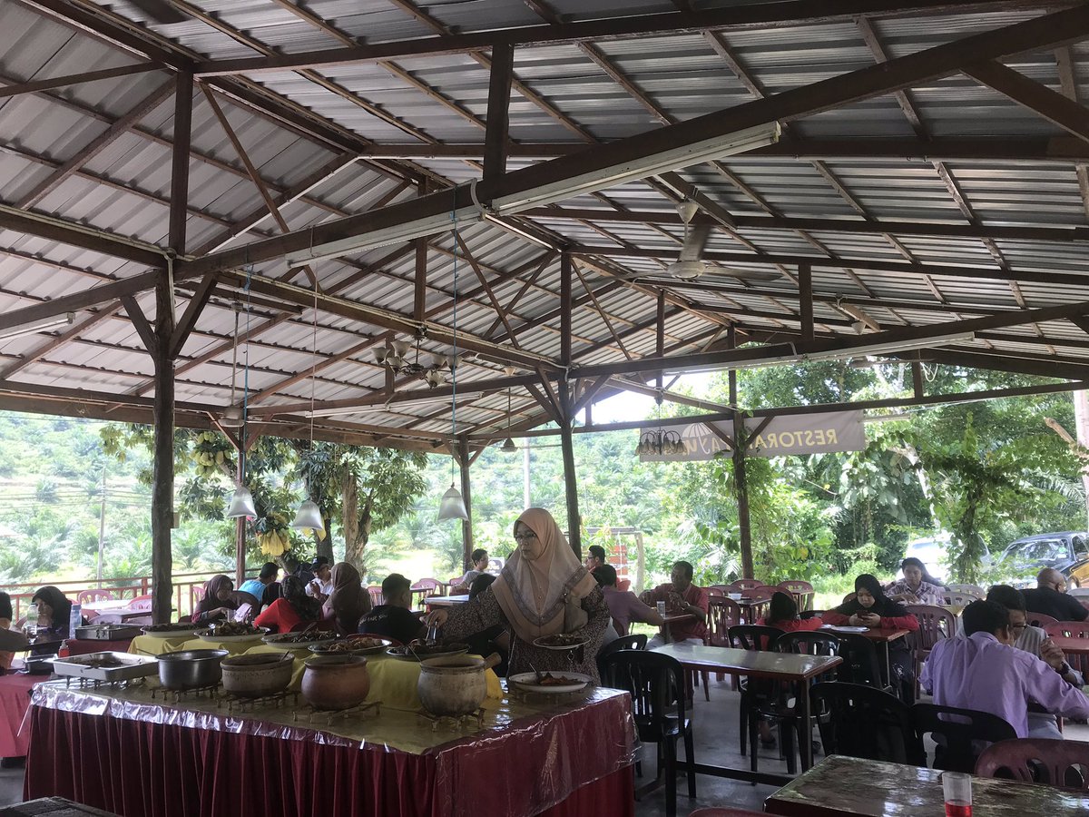 restoranpayung's tweet photo. Live update dari Restoran Payung🌂 https://t.co/N03G7sLV98