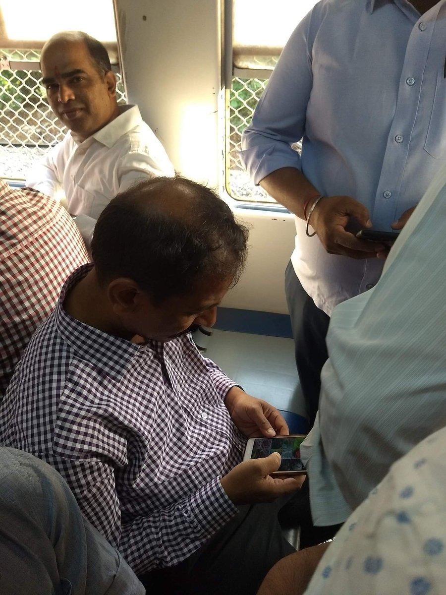 TirthaVedak's tweet photo. Everything said and done, when will this dadagiri in compartments end?
Reserving seat for the a friend in a crowded train and not even making a little space for 4th seat.
@drmbct possible to look into this? @WesternRly @mumbairailusers #everydayissue #mumbailocal #mumbaitrains https://t.co/CJYCQn0pcJ