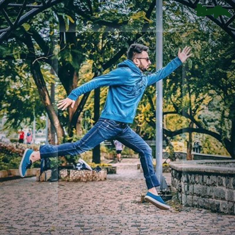 JeansWardrobe's tweet photo. Let the wanderer in you, step out in style.

#DIYDenim #denimeveryday #Denimalways #Jeans #Jeanslove #LoveForJeans #OMGDenim #Jeanswardrobe #DIY #Fashion #Style #Trends #Trending #Trendy #indigo #denims #denimlovers #lovefordenim #everydayfashion #comfort #fashionliving #fearless https://t.co/8Aw25EEV16