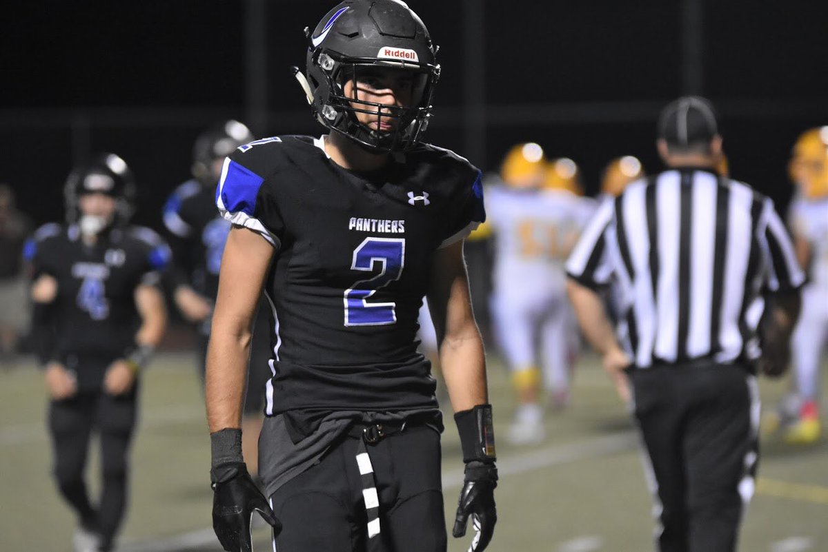 TLaustalot's tweet photo. Go check out my junior season highlights ➡️https://t.co/LPzE3igCkk https://t.co/lyefCbASI5