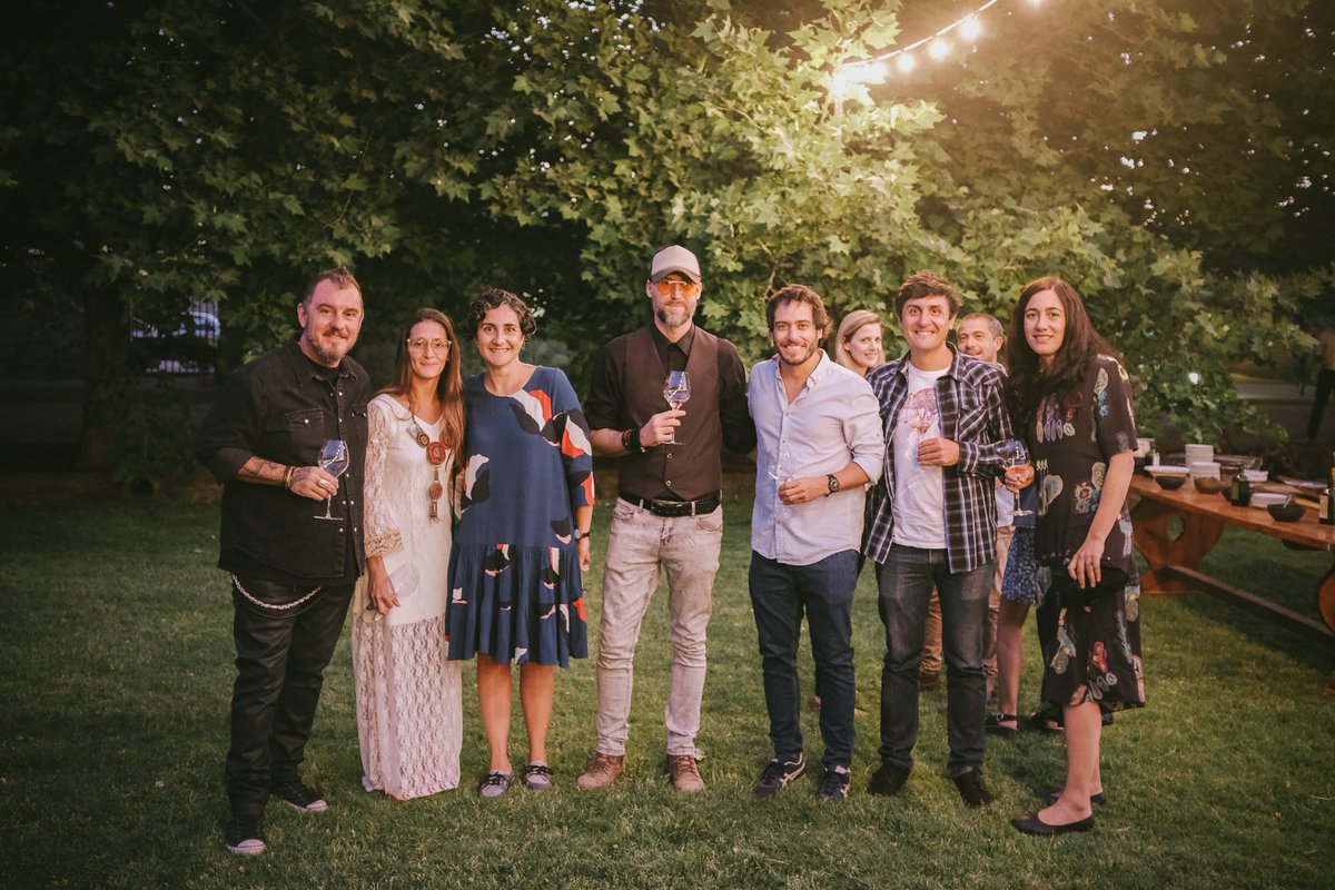 Gran noche de amigos en #Mendoza
¡Gracias Inés y Anthony por una velada inolvidable!
#Alma4