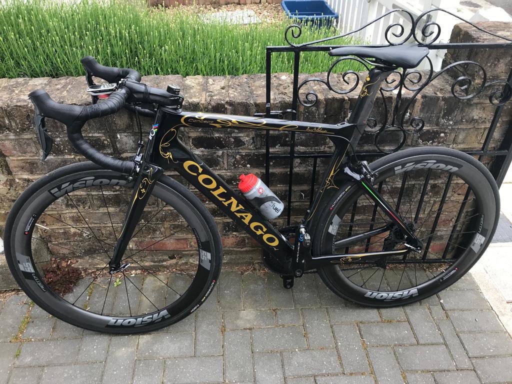Help needed please, our team partner, <a href="/LeColUK/">Le Col</a> ‘s, founder @YBLECOL personal bikes were stolen this morning, please keep an eye out for these rare bikes and report if seen - A Colnago Concept 52s and a Prestige CX Bike