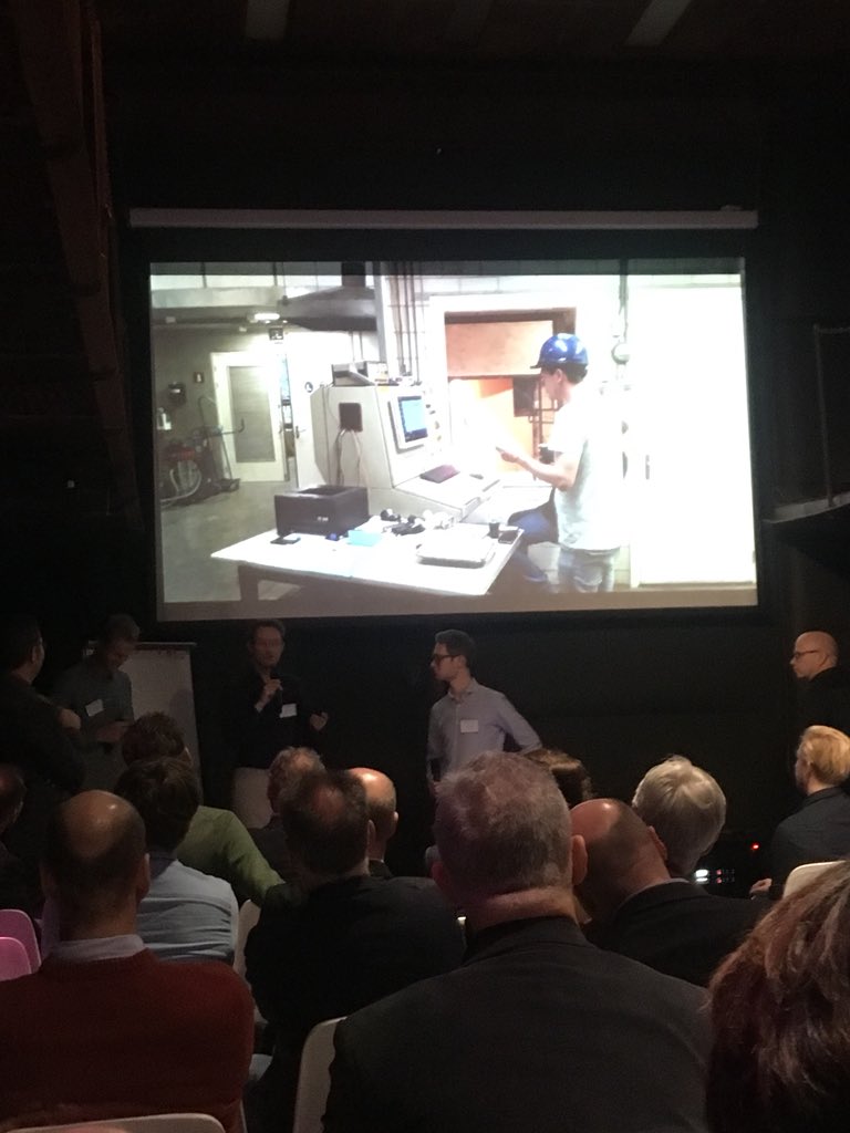 ArianeHoog's tweet image. Super #innovative #circulair pitches op #Waterinnovatiedag @Rijtuigenloods @waterschappen and interesting Q&amp;amp;A @isleutilities   #urbanresilience #TAG