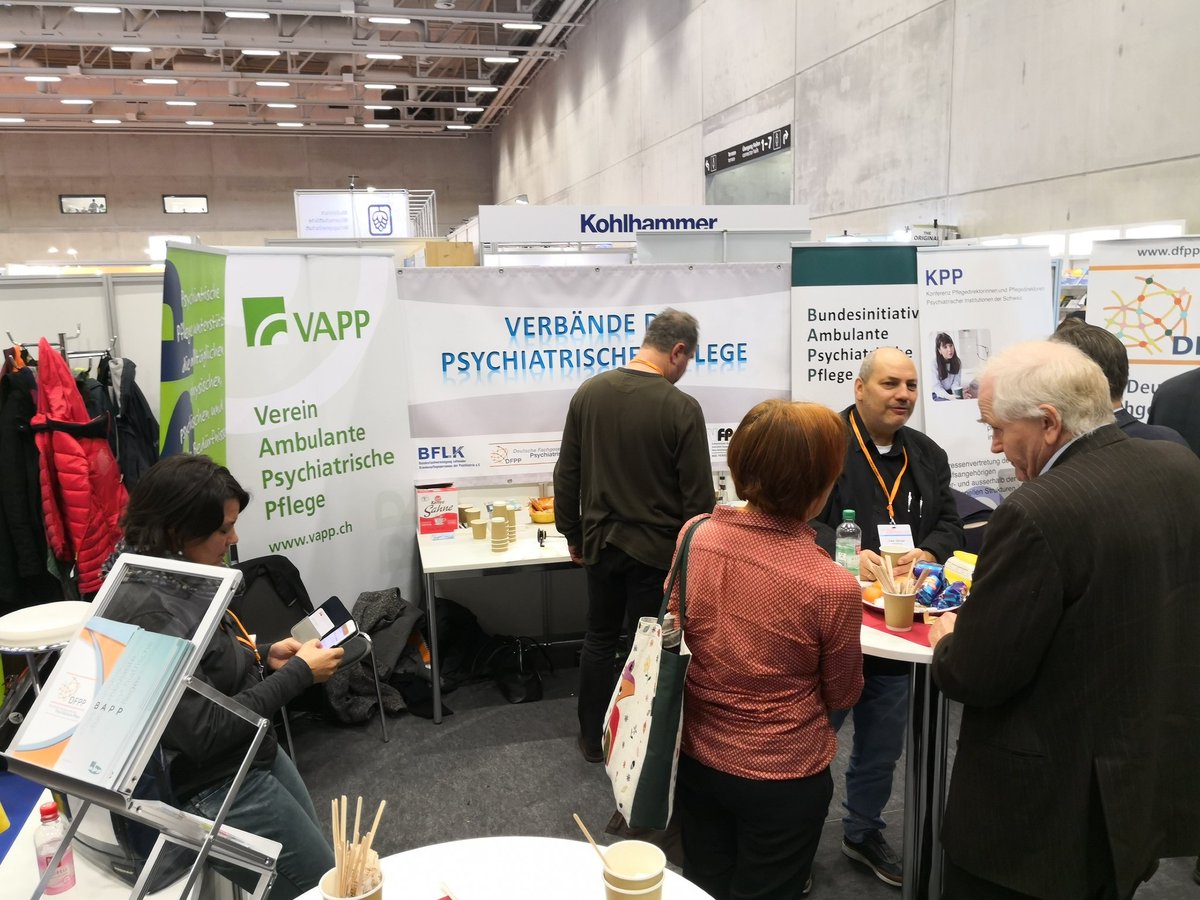 Pflege, wichtiges Thema! Gute Stimmung interessante Menschen. Leider wenig aus dem Osten 😊