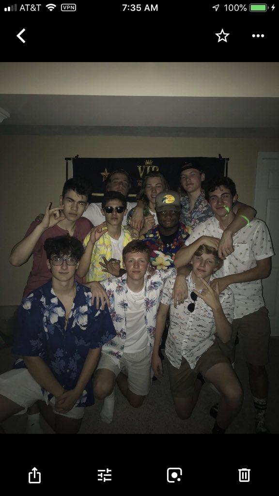 BrusseauLuke's tweet photo. HBD Domage!!! Thanks for telling the red wings to win for ur big day🎉 @domrea13 https://t.co/snR0VtqOWd
