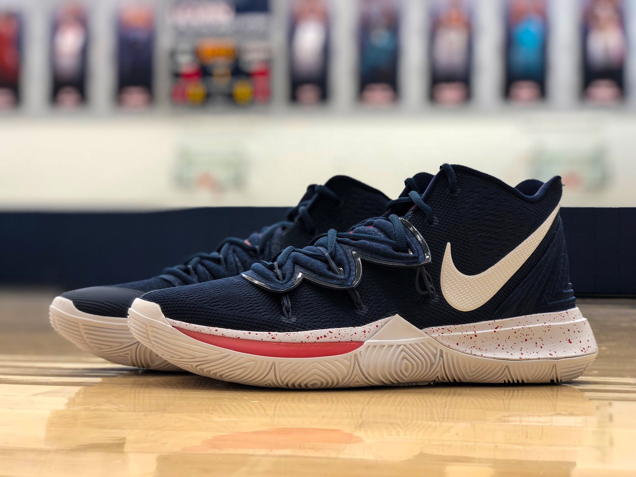 uconn kyrie 5s