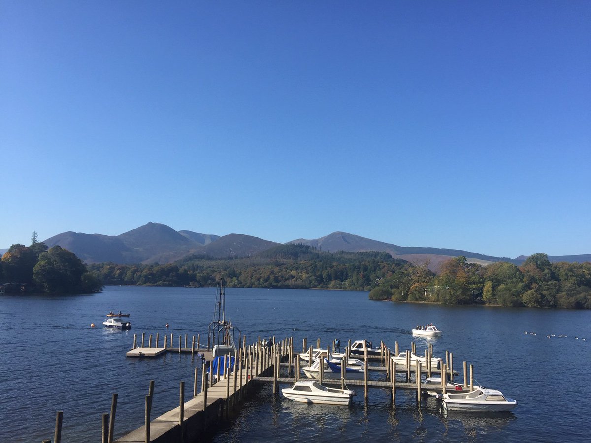 Acland_Burghley's tweet image. #ThrowbackThursday Y13 Geography field trip to @lakedistrictnpa where students carried out different research techniques in order to investigate a range of topics including deprivation, effects of tourism and cultural identity #GeogEd
