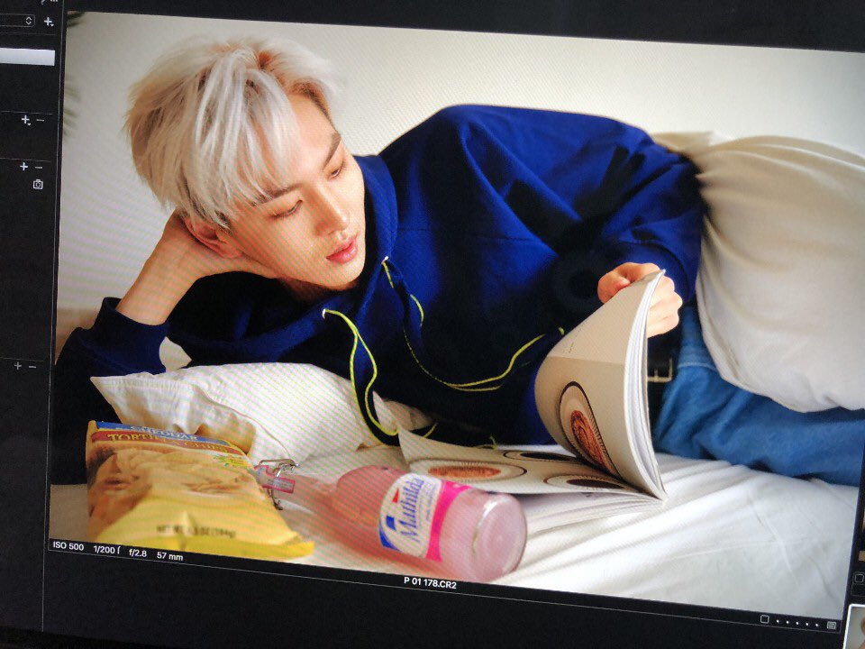 CUBE_PTG's tweet photo. [#키노] 시즌그리팅! 기대되죠❣ https://t.co/Xqr5kX2RUs
