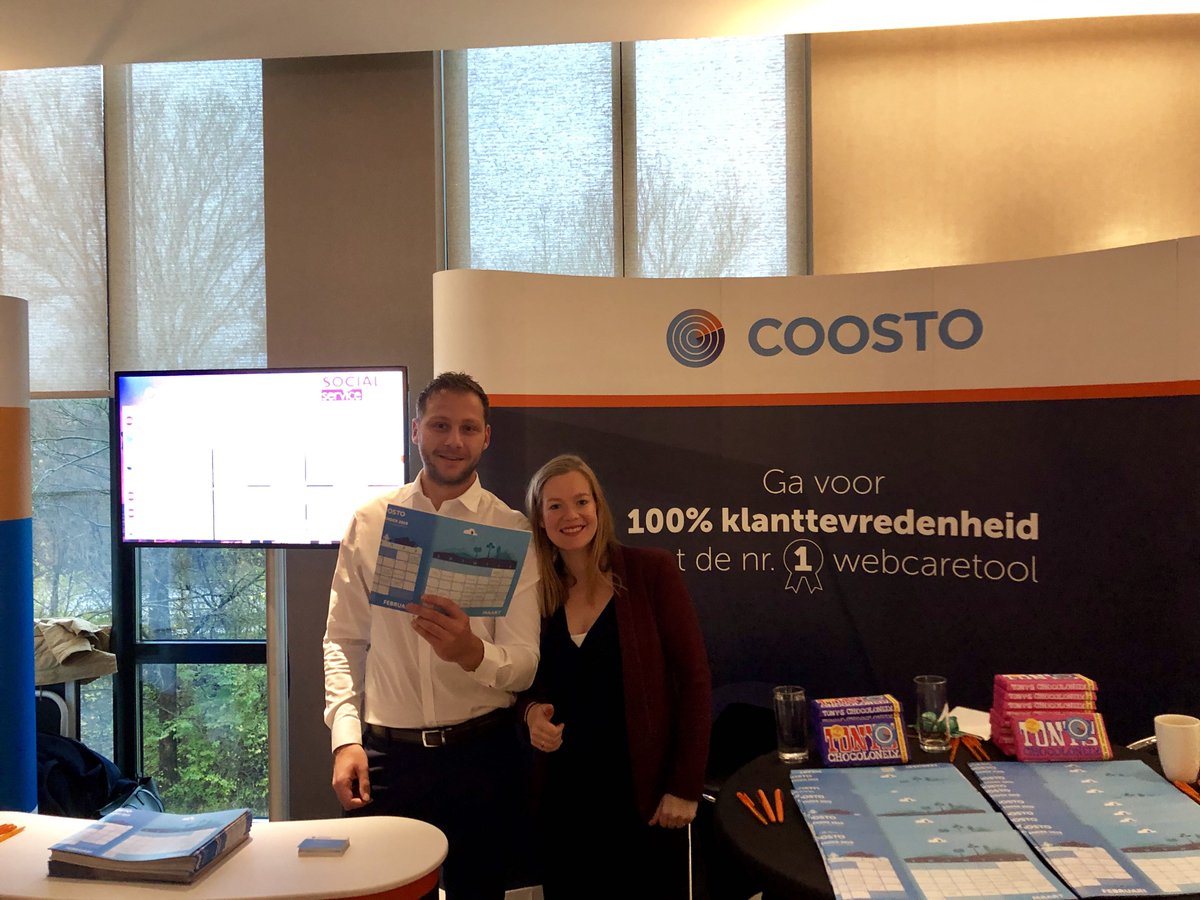 CoostoNL's tweet photo. Kom ook vooral even langs onze stand voor een goed gesprek over social service, een fijn stuk chocolade en een kekke inhaakkalender voor 2019 #SSC18 @SocialServiceNL https://t.co/FPCovV6Mi2