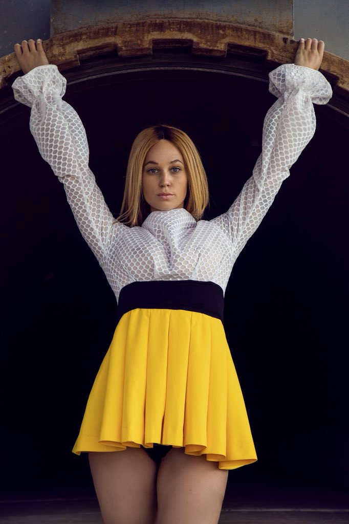 cerofiedstudio's tweet photo. Ndapcee Studio Collection 2019 |Models: Lisa &amp; Ndapcee | Photographer: Tuva Wolf | https://t.co/ospPoQuKnh