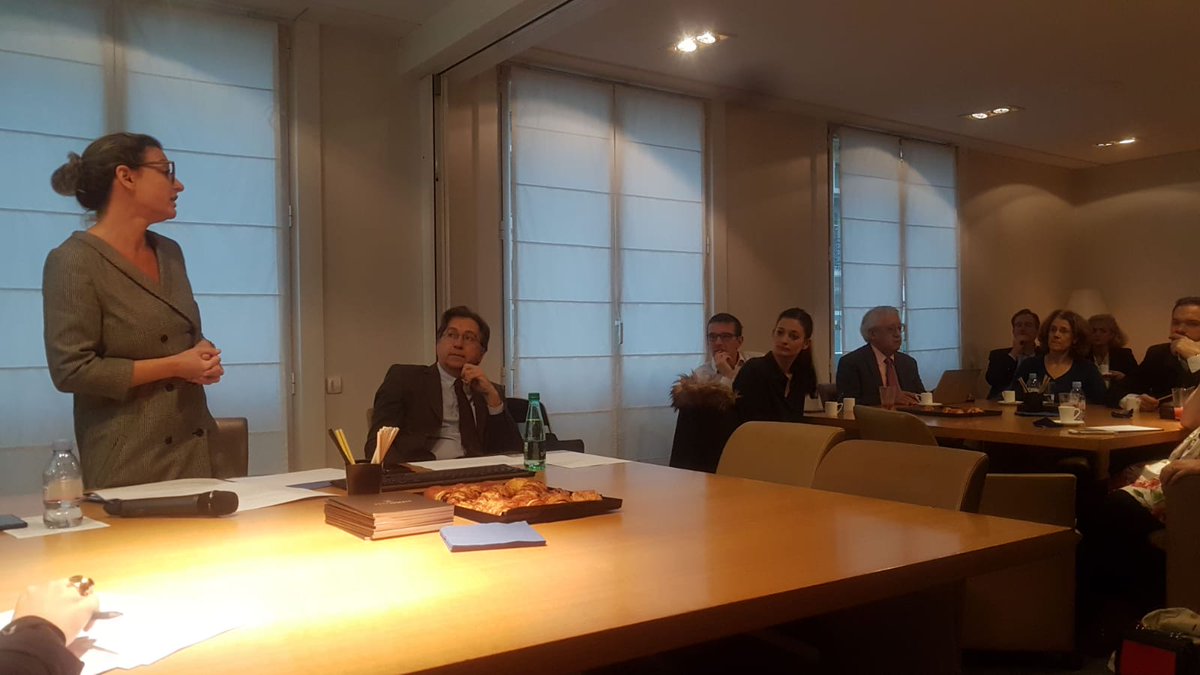 JJUettwiller's tweet photo. #PetitDéjeunerDébat : Intervention de Malka Marcinkowski : le point sur les jurisprudences en matière d'#avocats et concurrences. 
#Bâtonnat2020 https://t.co/IeQQmVrrpi