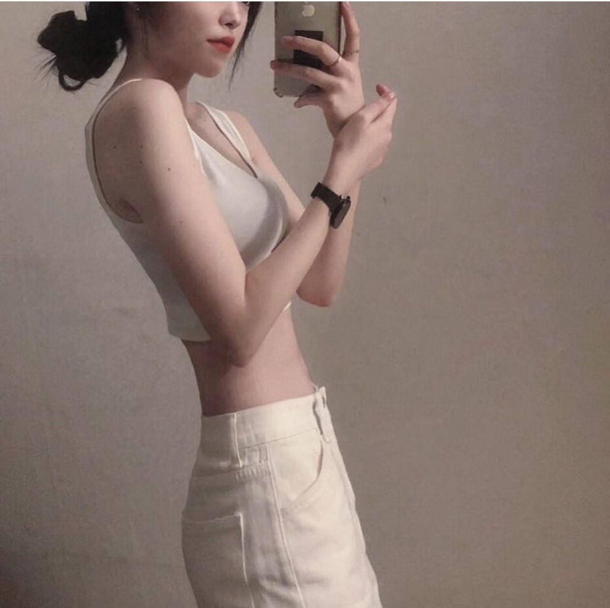 afatgirlcold's tweet photo. um dia vai ser eu! ๐ฆ
#thinspiration #thin #borboletana #controlana #FadAna #nfana https://t.co/oVH2a5z0uA