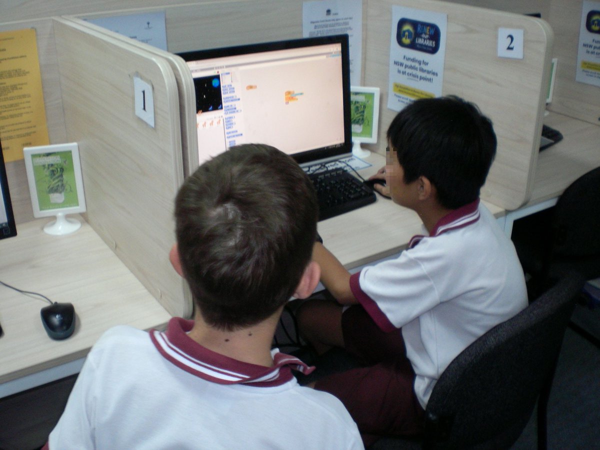 GilLibrary's tweet image. At Code Club today, we were delighted to notice how well the coders work together to solve problems, after a year of coding.  We are so proud of these young people!  #getkidscoding #enjoyGilgandra